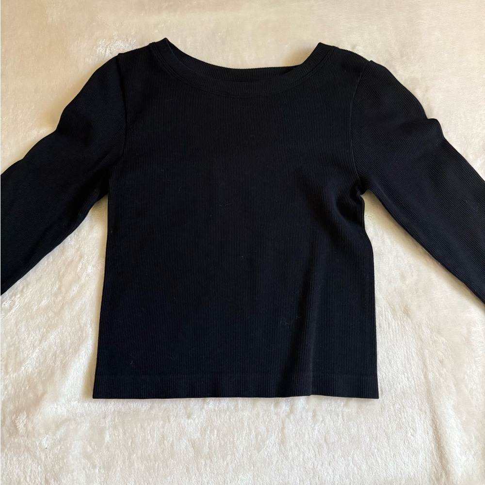 Cropped Black Ribbed Long Sleeve Women’s Top